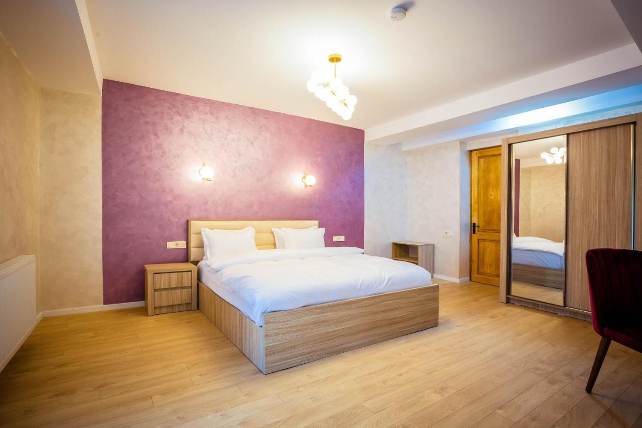 Hotel Mestia Inn Екстериор снимка