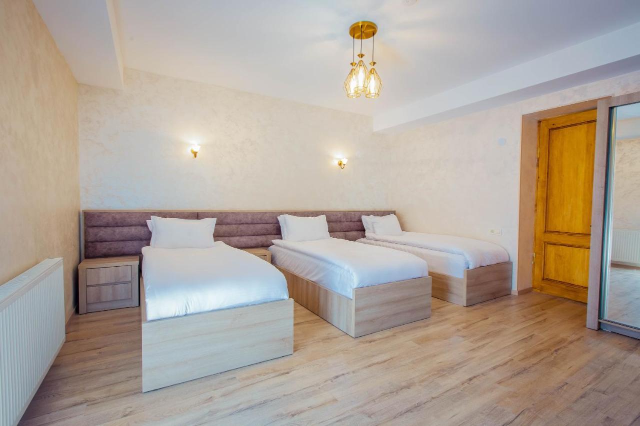 Hotel Mestia Inn Екстериор снимка